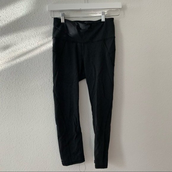 Athleta Stealth Sculptek Capri Legging Black - Picture 4 of 5